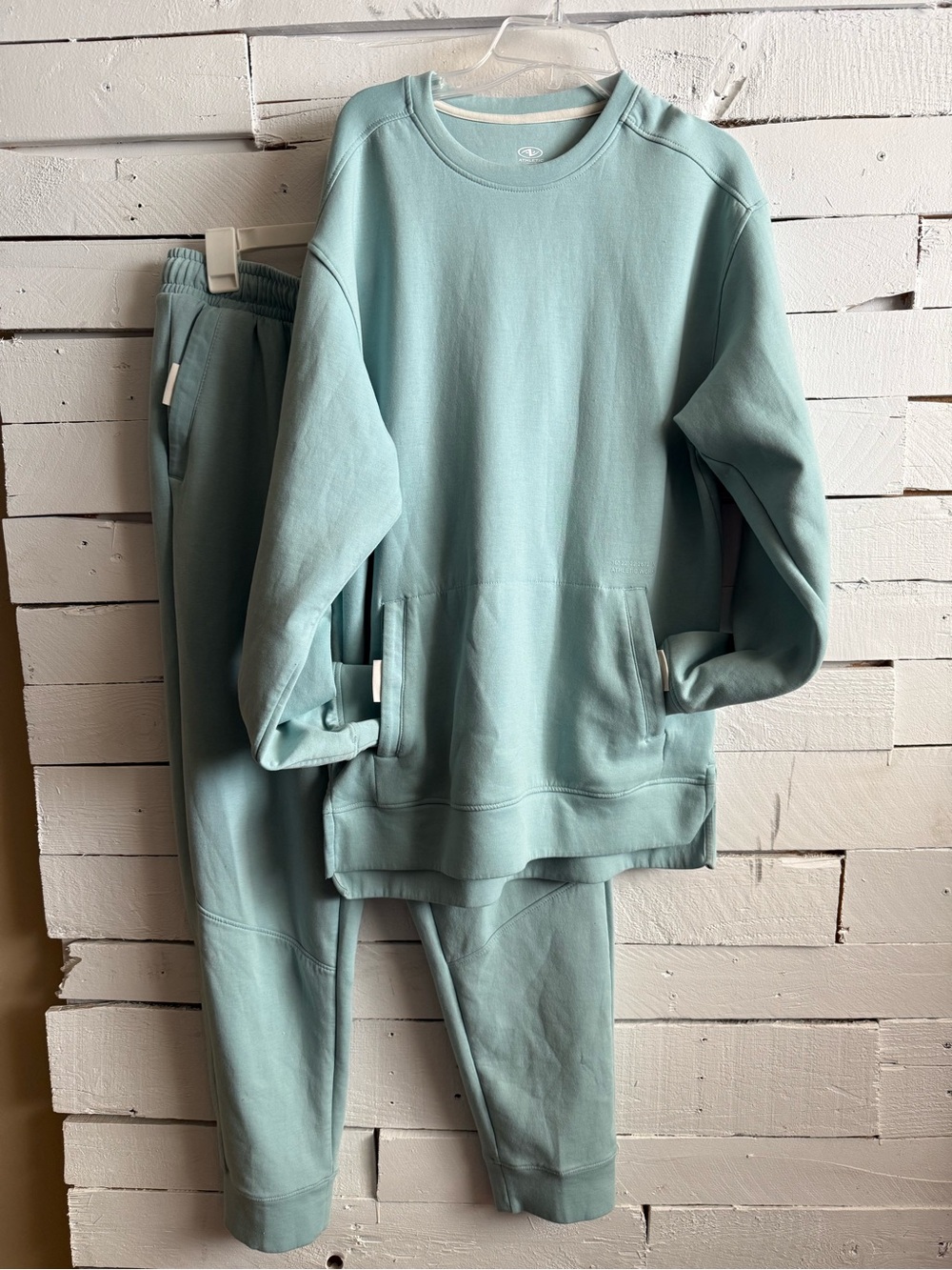 Athletic Works Mint Green Crewneck Sweatshirt & Jogger Set